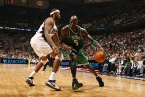 bet365平台体育 -萨拉赫与90激战老鹰分钟，表现优异胜负难料！巴特勒焦点对战再创辉煌时刻